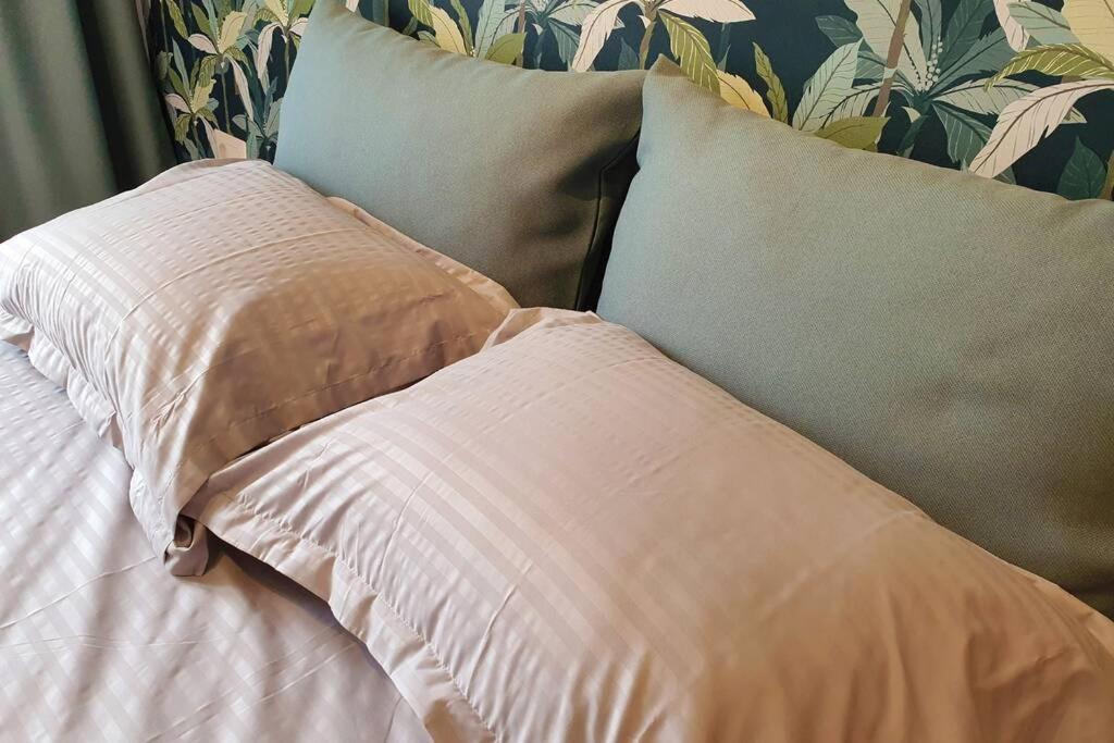Luxury Green Apartment Pristina Esterno foto